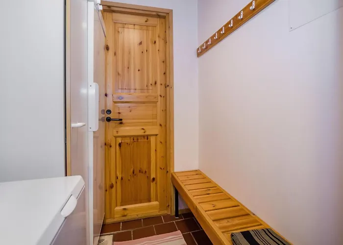 Nyaraló Hiisiranta E4 By Interhome